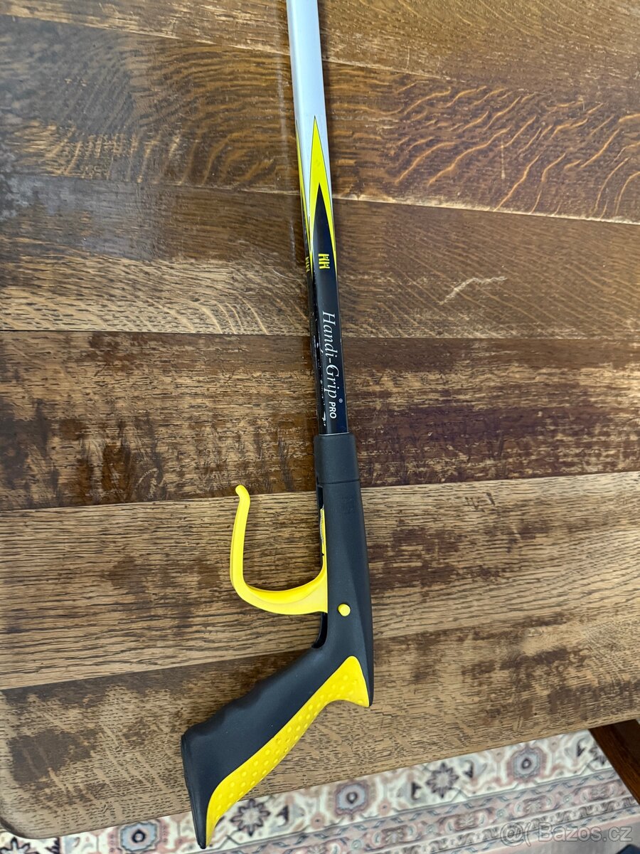 Podavač HANDI GRIP 80cm - 2