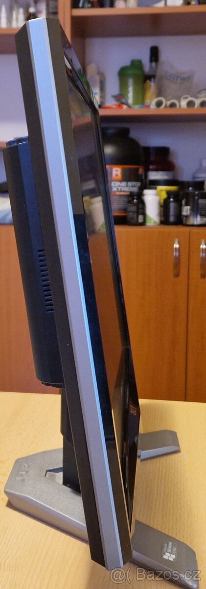 LCD monitor Acer P221W - 2