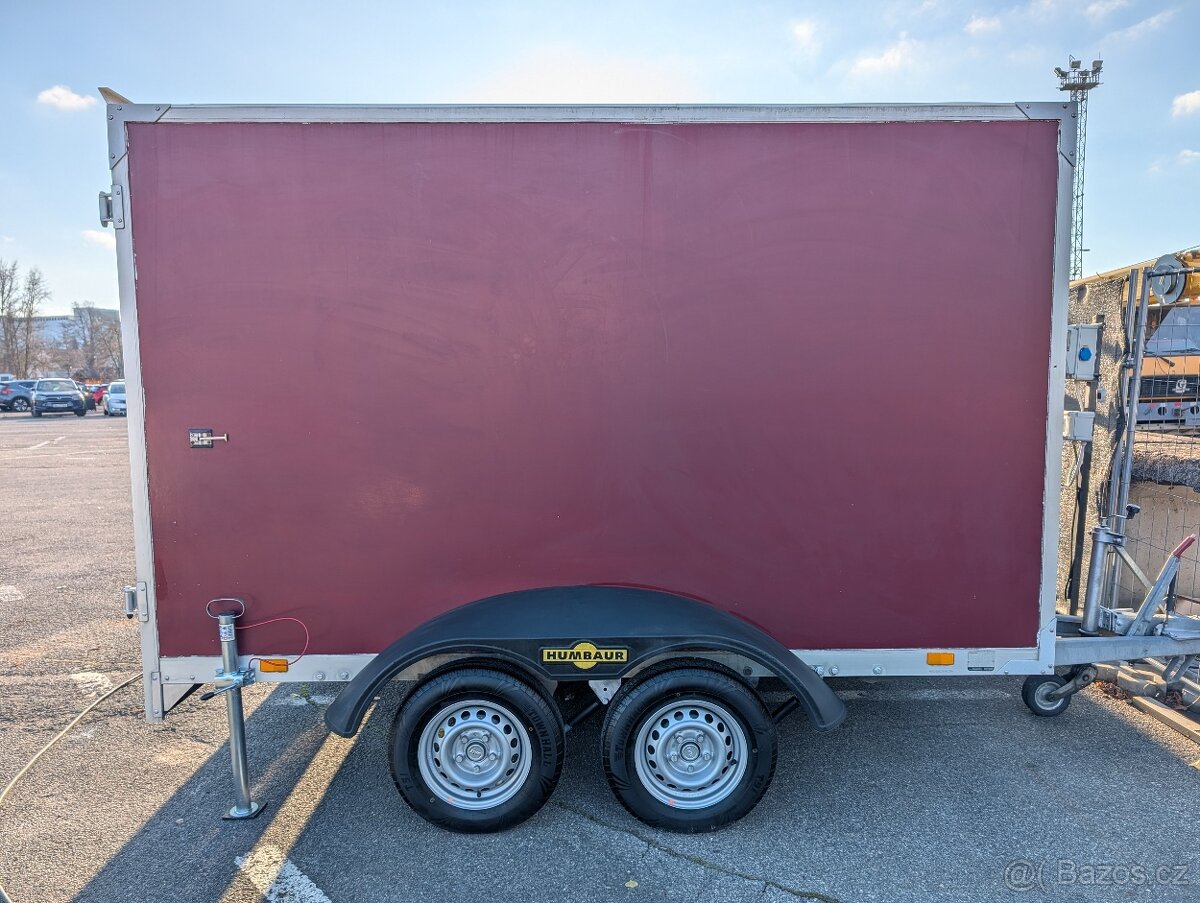 Skříňový přívěs Humbaur 2000kg - 2