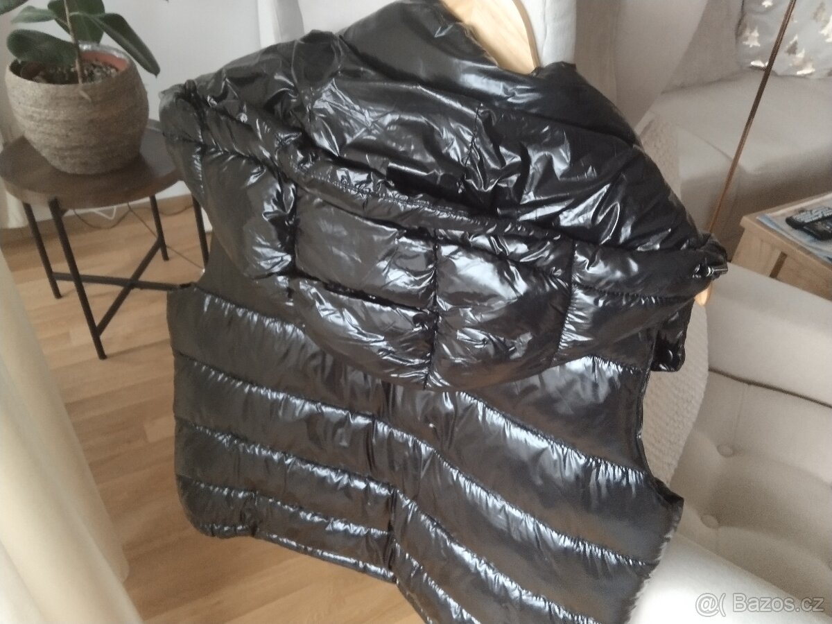 Prošívaná vesta MOHITO SLEVA - 2