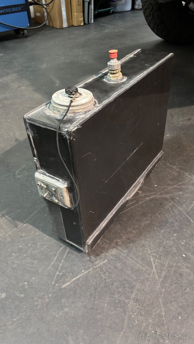 Nádrž na vodu Offroad Adventure