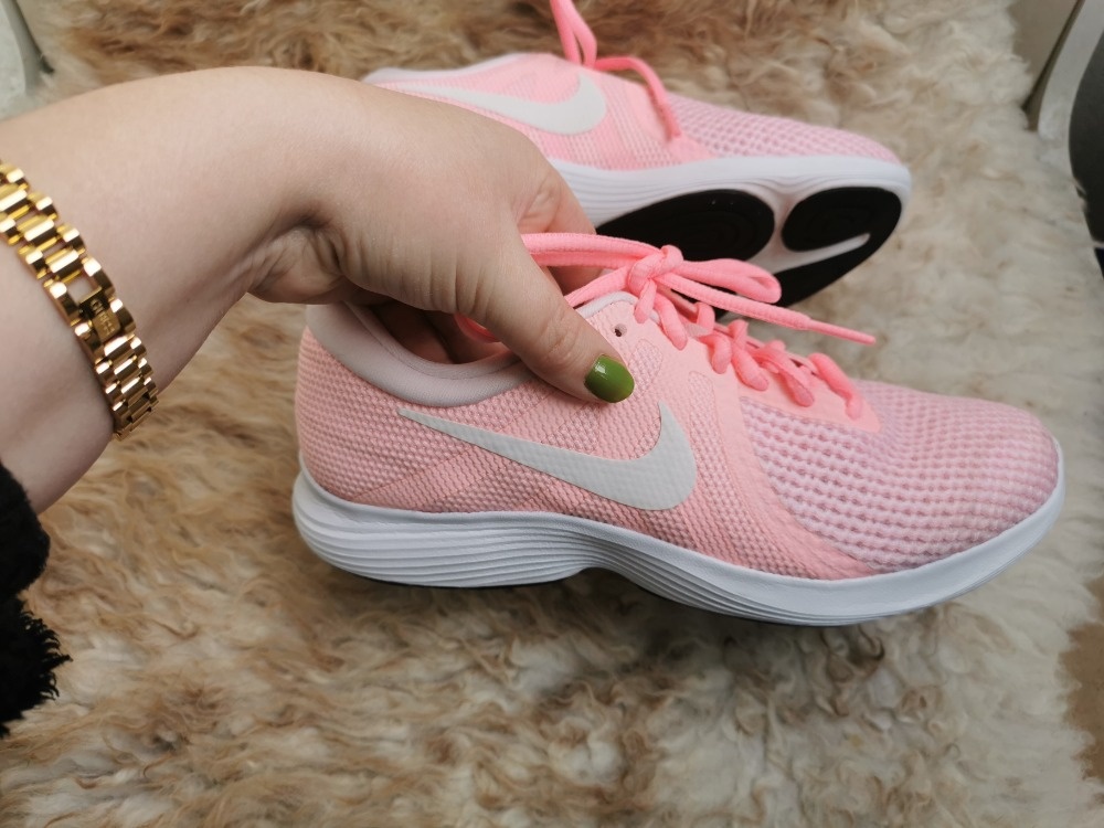 SPORTOVNÍ TENISKY NIKE - 2