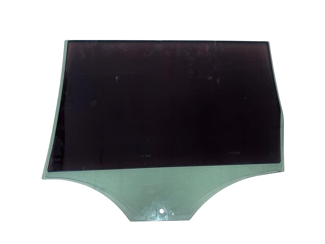 Pravé zadní sklo VW Passat B7 kombi 2011 - 2