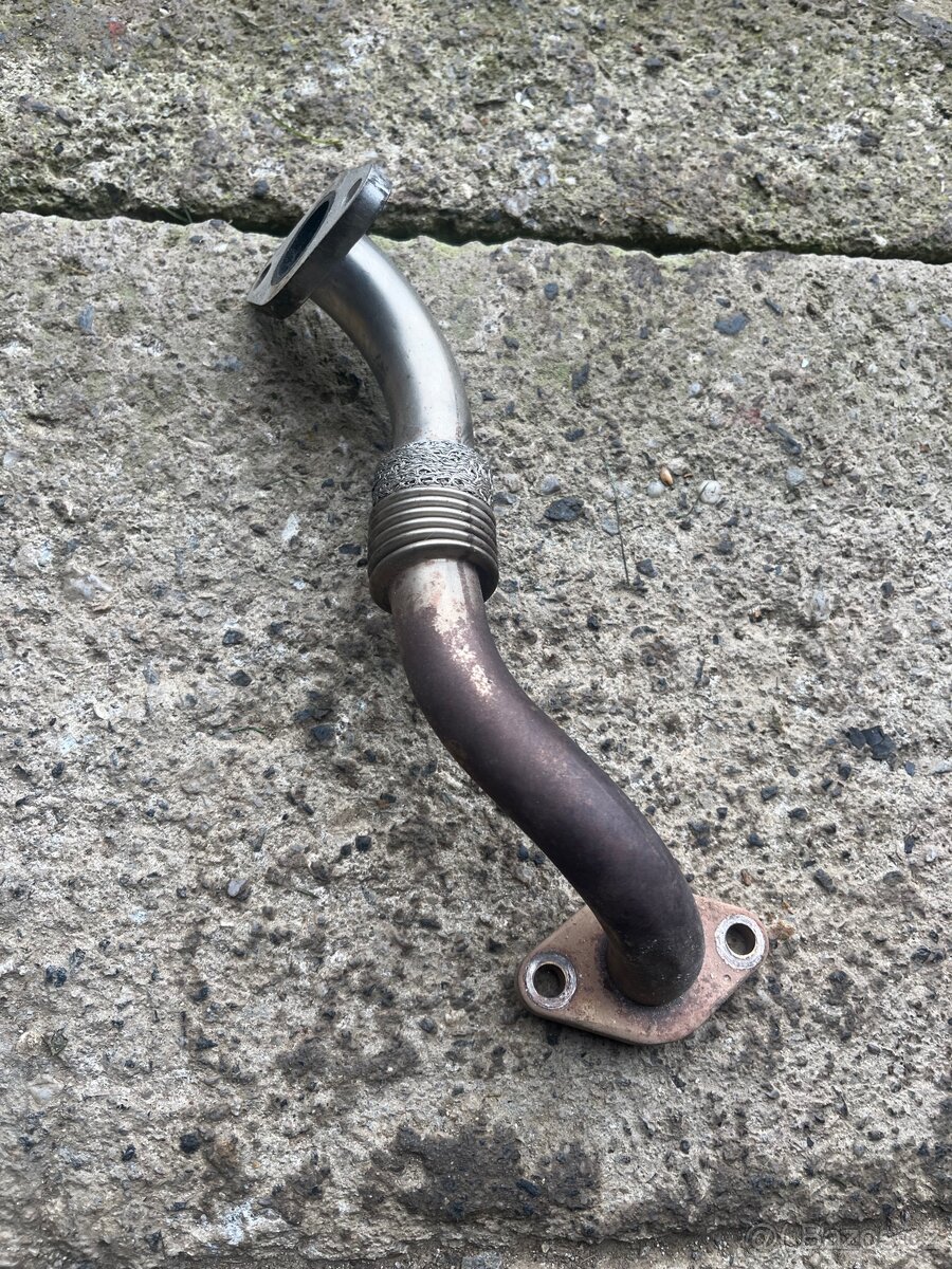 Octavia 1 1.9tdi 66kw potrubí na egr - 2