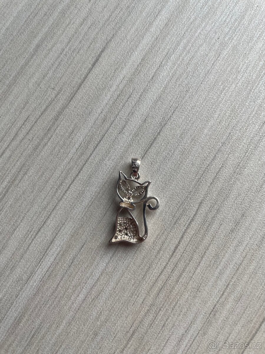 Stříbrný přívěsek kočky se zirkony - 2
