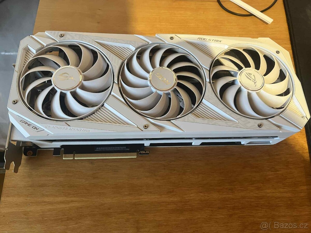 RTX 3070 ASUS ROG STRIX WHITE OC - 2
