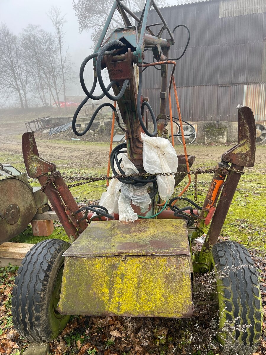 Nakladač UNHZ 500 - 2