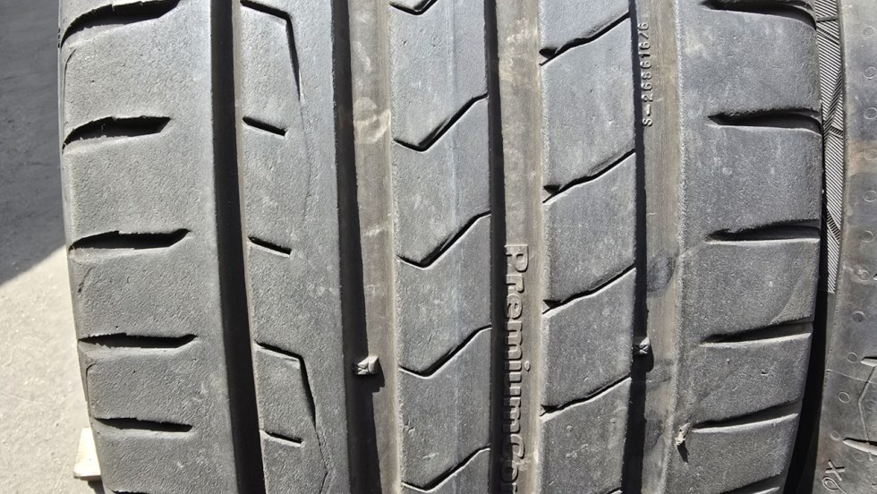 Letní pneu 225/45/18 Continental - 2