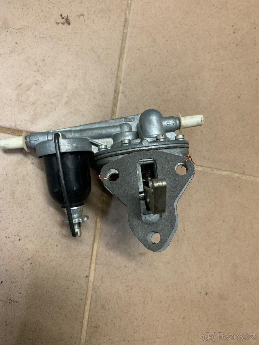 Nová nepoužitá ac pumpa Škoda 120 - 2