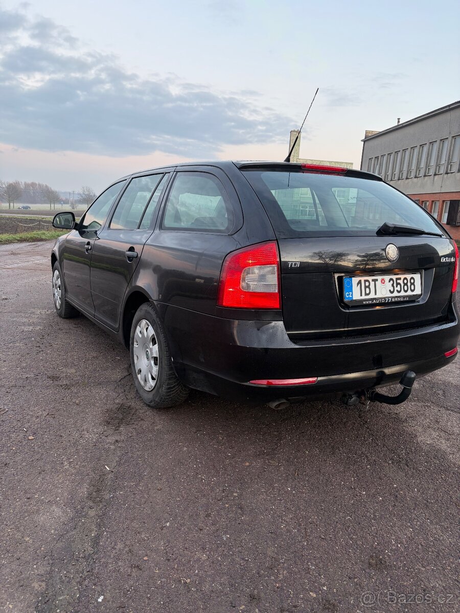 Škoda Octavia 2 facelift 1.6tdi 77kw - 2