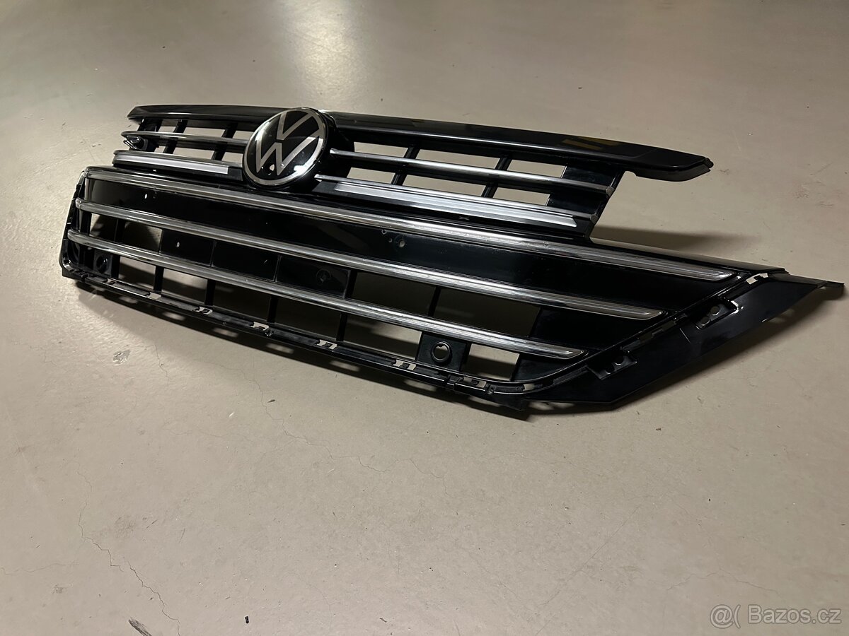 VW Arteon R-Line maska - 2