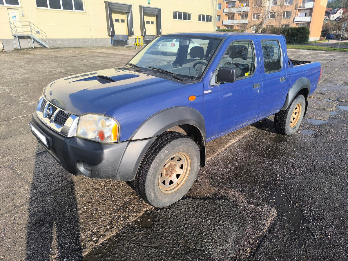 Nissan Pick-up Double Cab 2.5Di 4x4, 1. Majitel, DPH - 2