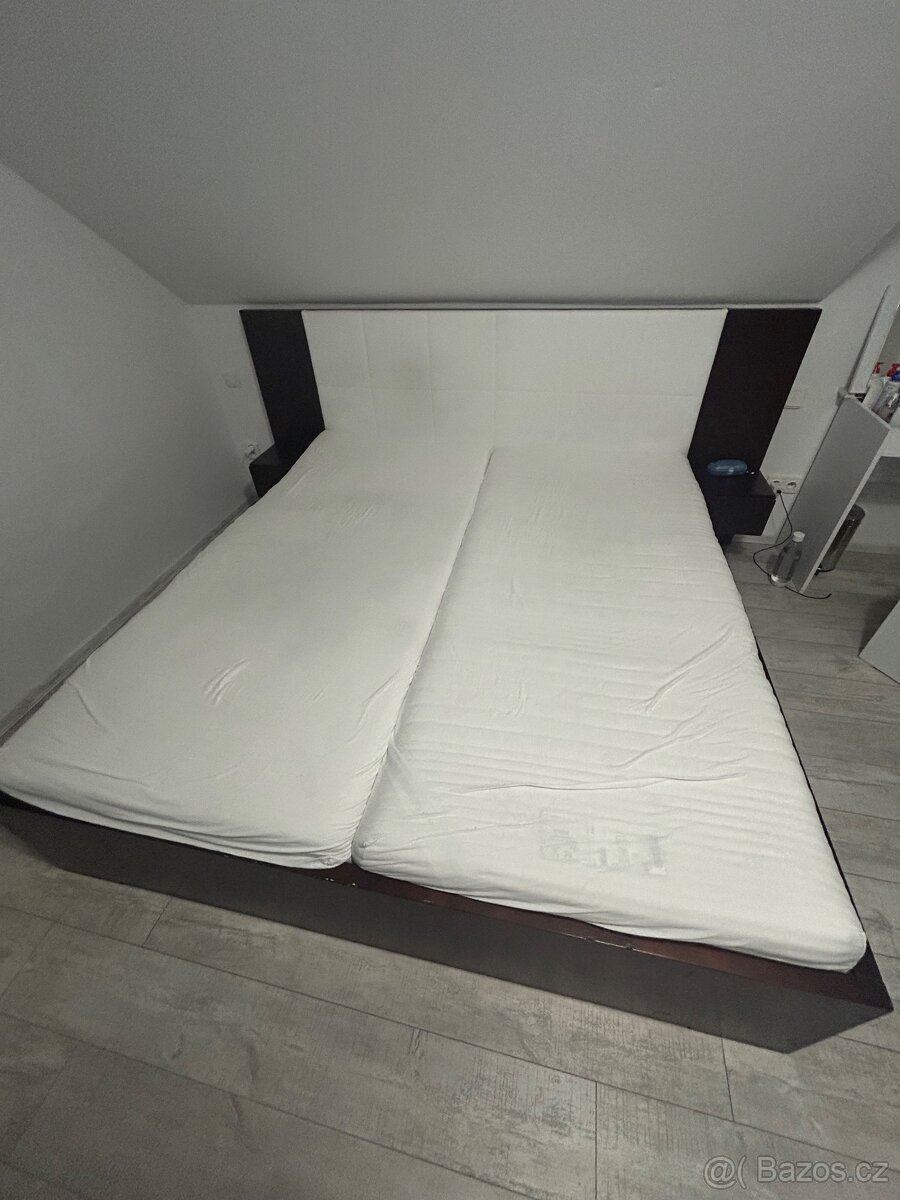 Manželská postel - 2