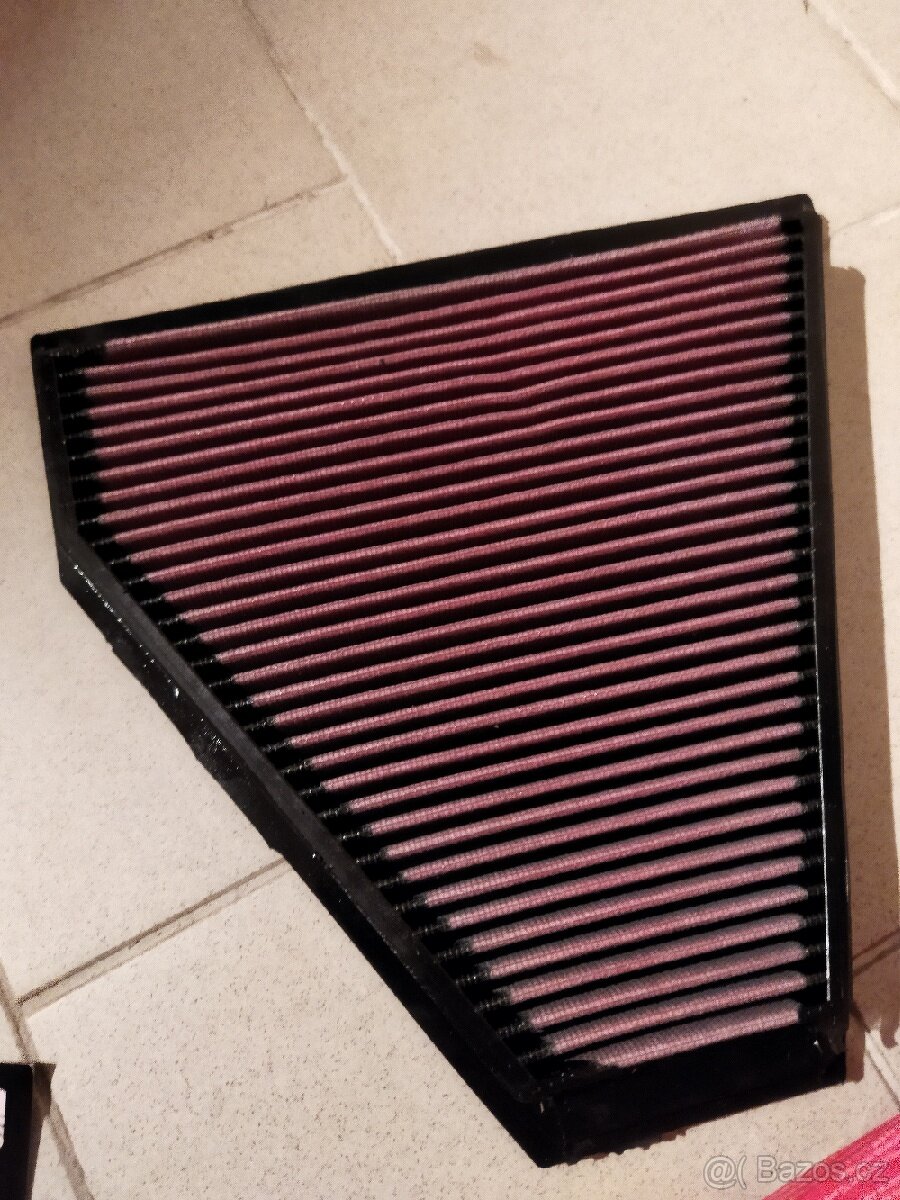 Vzduchový filtr K&N Filters 33-2332
- 2