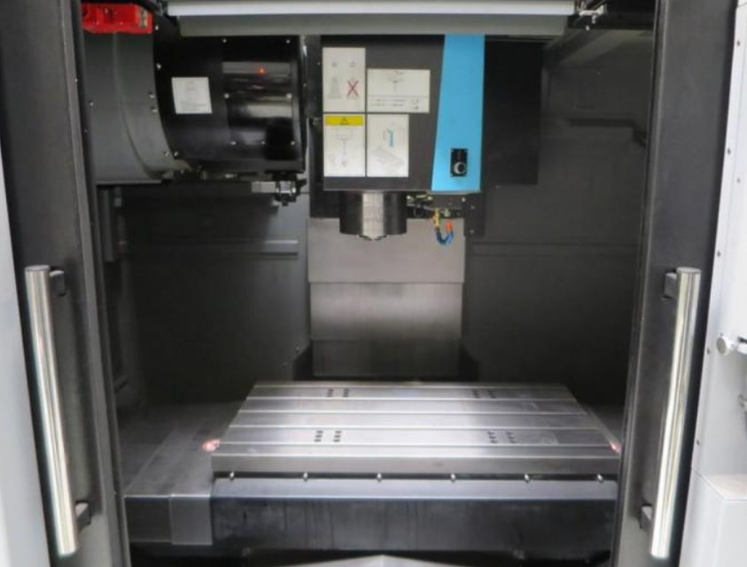 Obráběcí centra - vertikální VMX 30i - 2