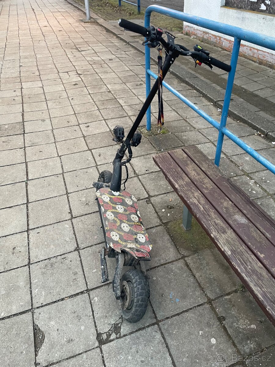 Elektrická koloběžka - 2