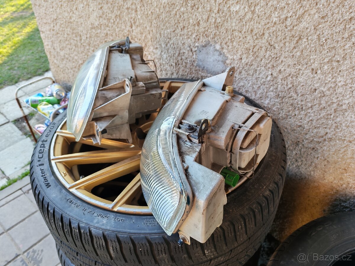 Světla Ford Escort - 2