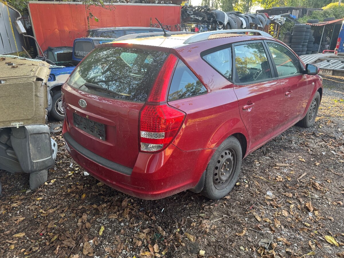Kia ceed 1.6 crdi náhradní díly - 2
