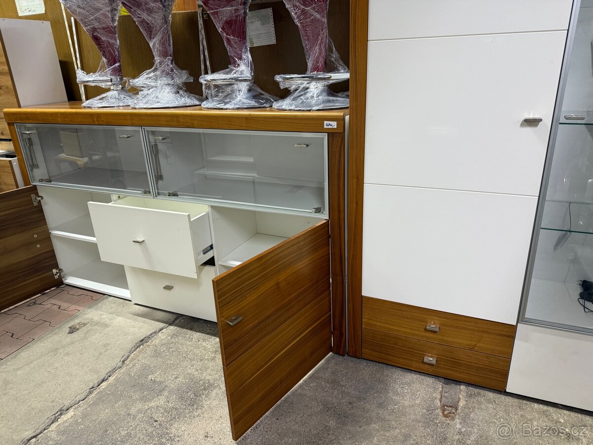 Obývací stěna - 2