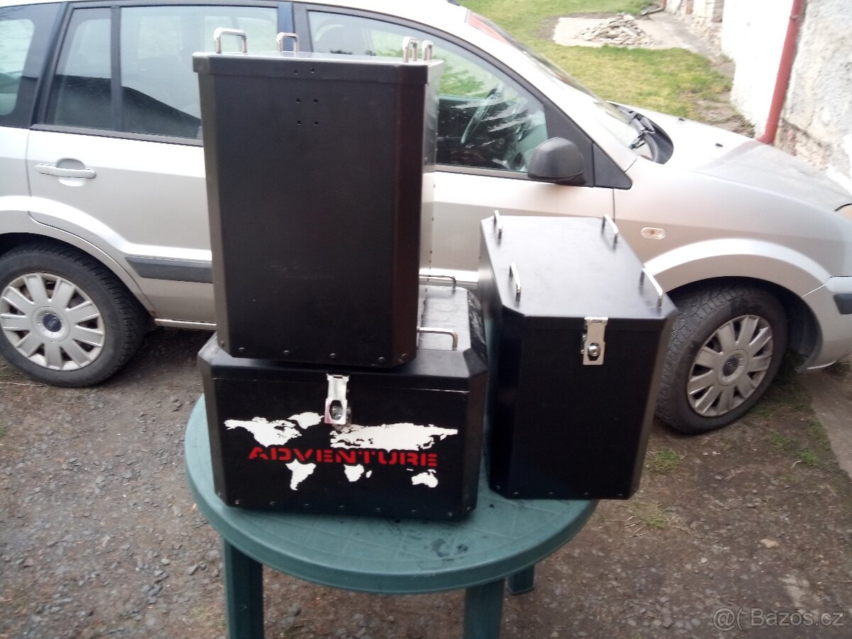 Expediční kufry - 2