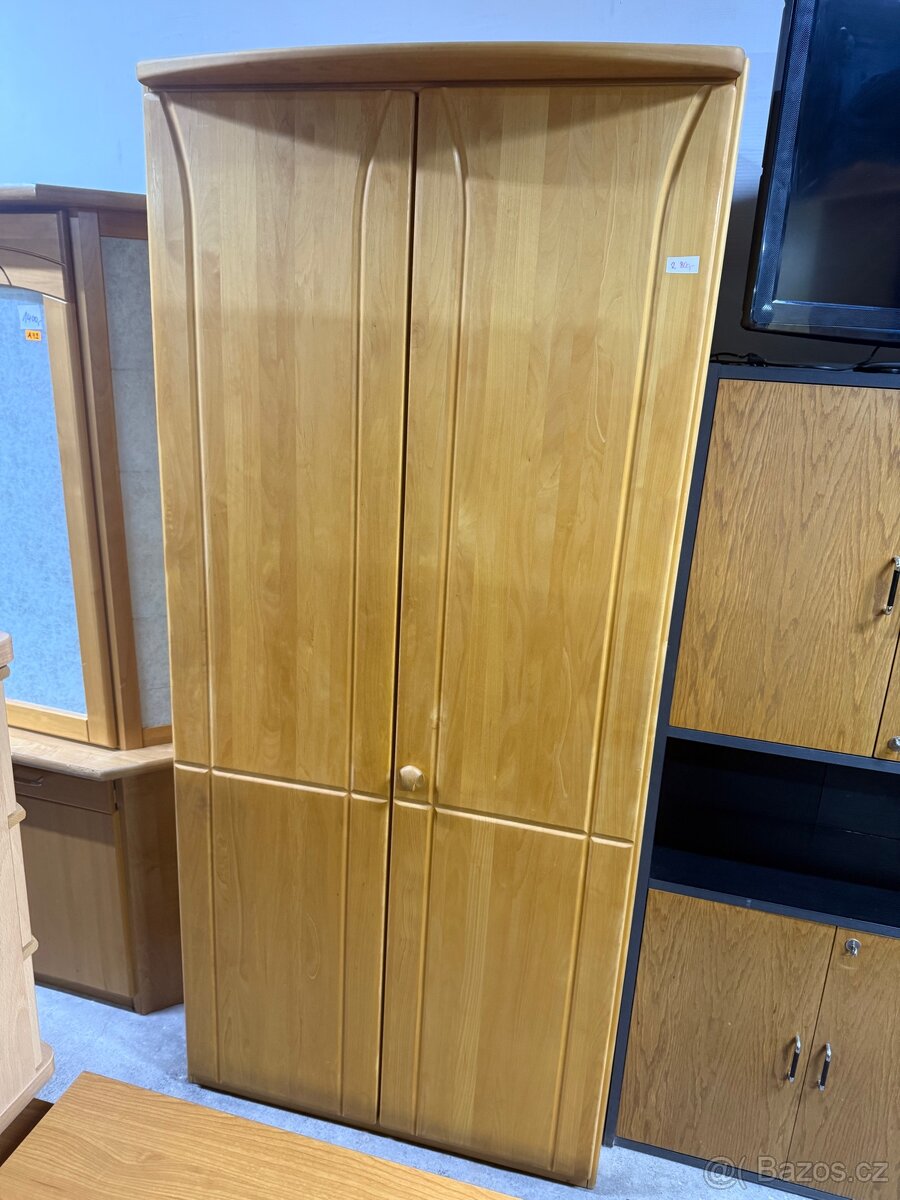 Šatní skříň - 2