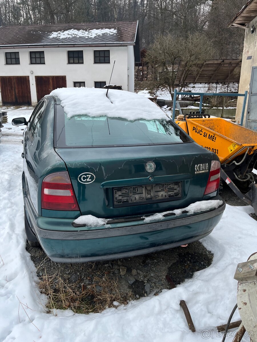 Škoda Octavia 1 1.8 - 2