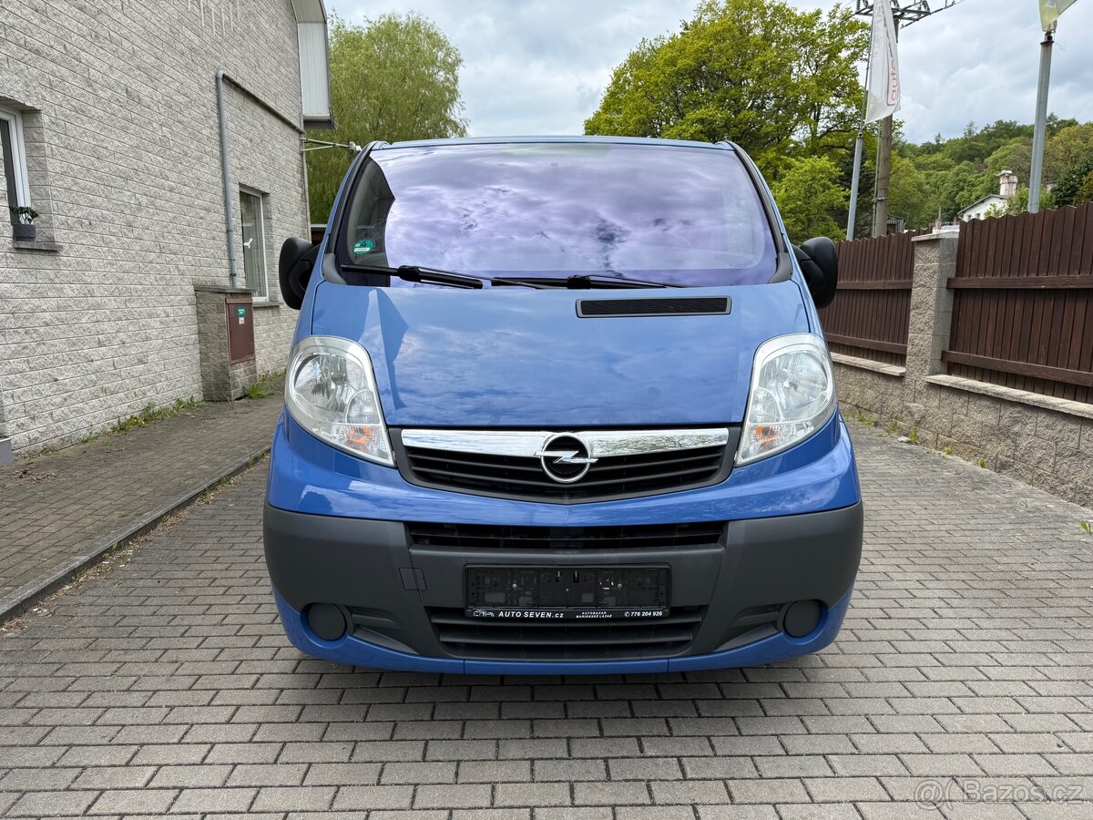 OPEL VIVARO TOUR 2,0 CDTi 66kW 9MÍST,KLIMA,2012,STK,SERVISKA - 2