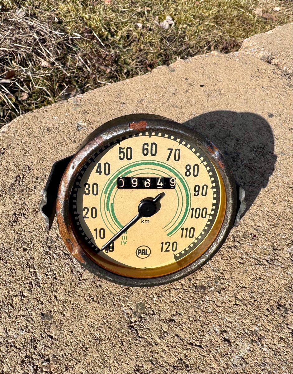 Jawa ČZ kývačka i půlbuben - tachometr PAL - 2