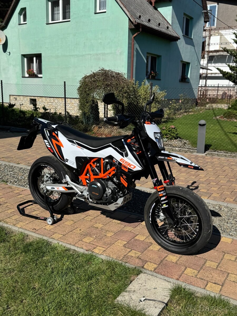 KTM 690 SMC R - 2