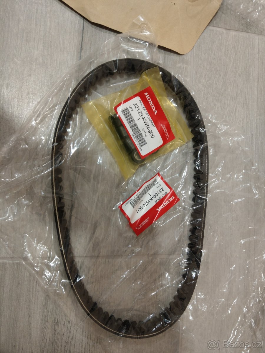 Řemen a válecky variatoru Honda pcx 125,150 nove original - 2