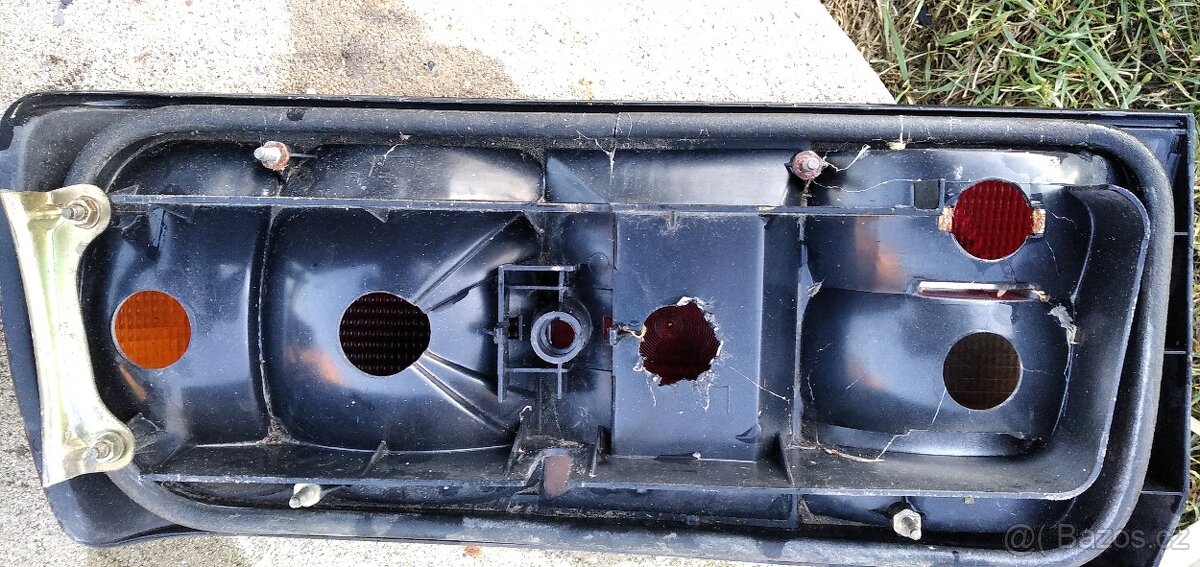 Zadní světla BMW e30 - 2