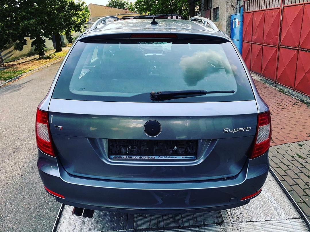 Veškeré náhradní díly Škoda Superb 2 kombi 2011 CFF LHD LF8L - 2