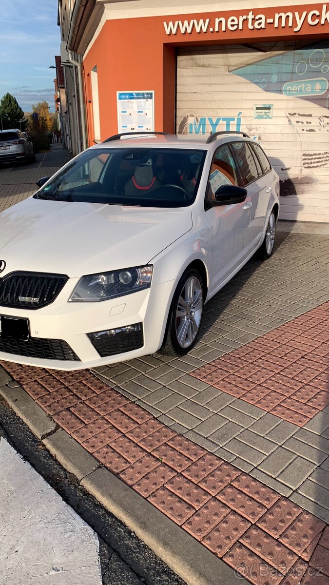 ŠKODA Octavia RS 2.0TDi 135kW - 2