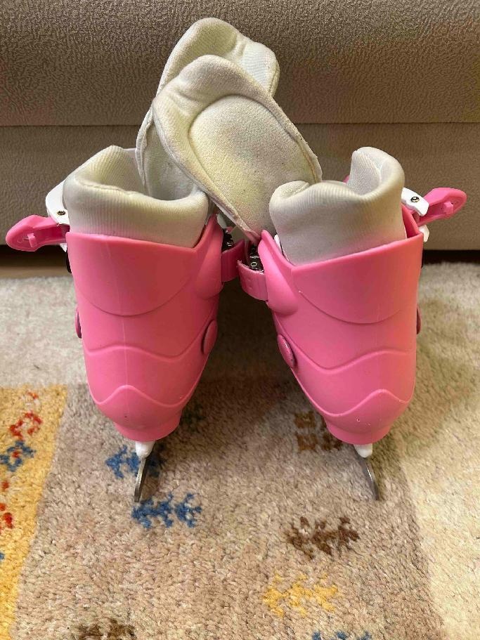 NASTAVITELNÉ DÍVČÍ LEDNÍ BRUSLE VEL. 29 - 32 - 2