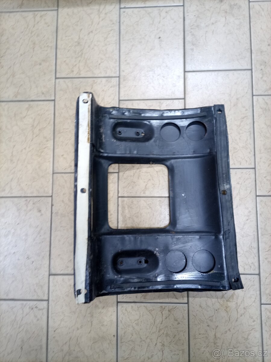 Plech pod nádrž Škoda - 2