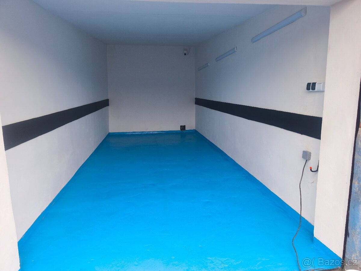 PRONÁJEM GARÁŽE - 2