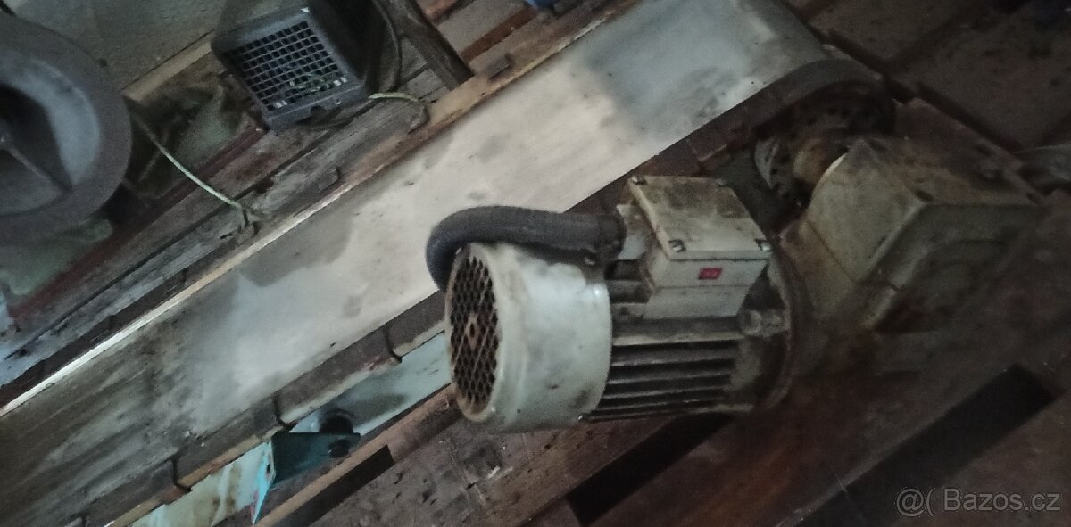 Pásový dopravník - 2