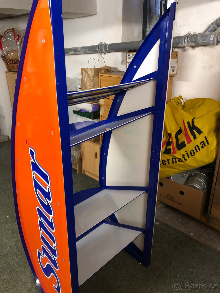 Kovový regál se čtyřmi policemi - 2