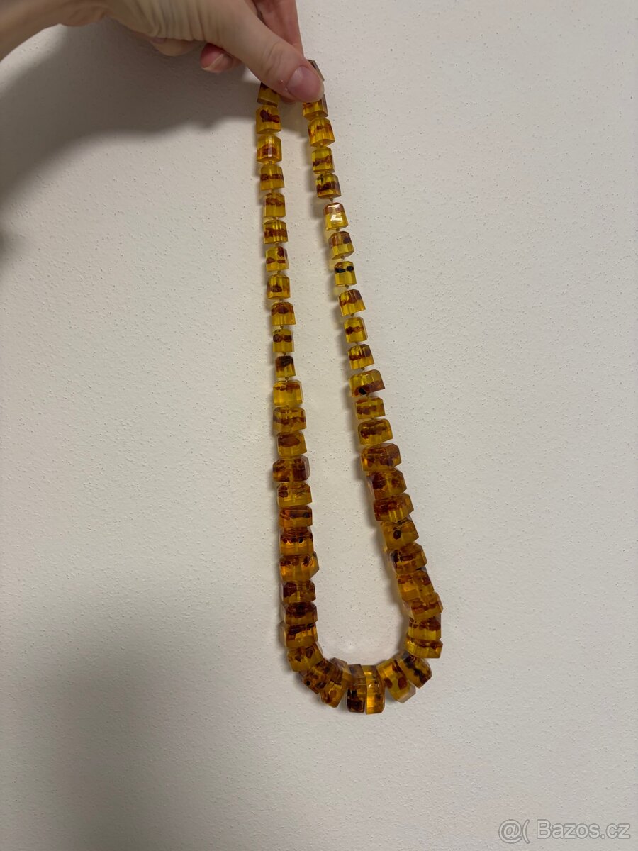 Pravý jantarový náhrdelník - 2