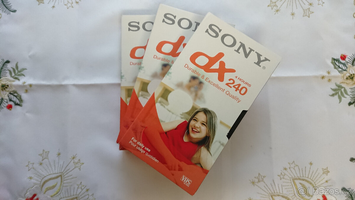 3x originální videokazety+3xVHS kazety Sony dx 240 zdarma - 2