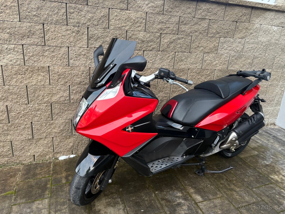 Gilera gp 800 2010 - 2