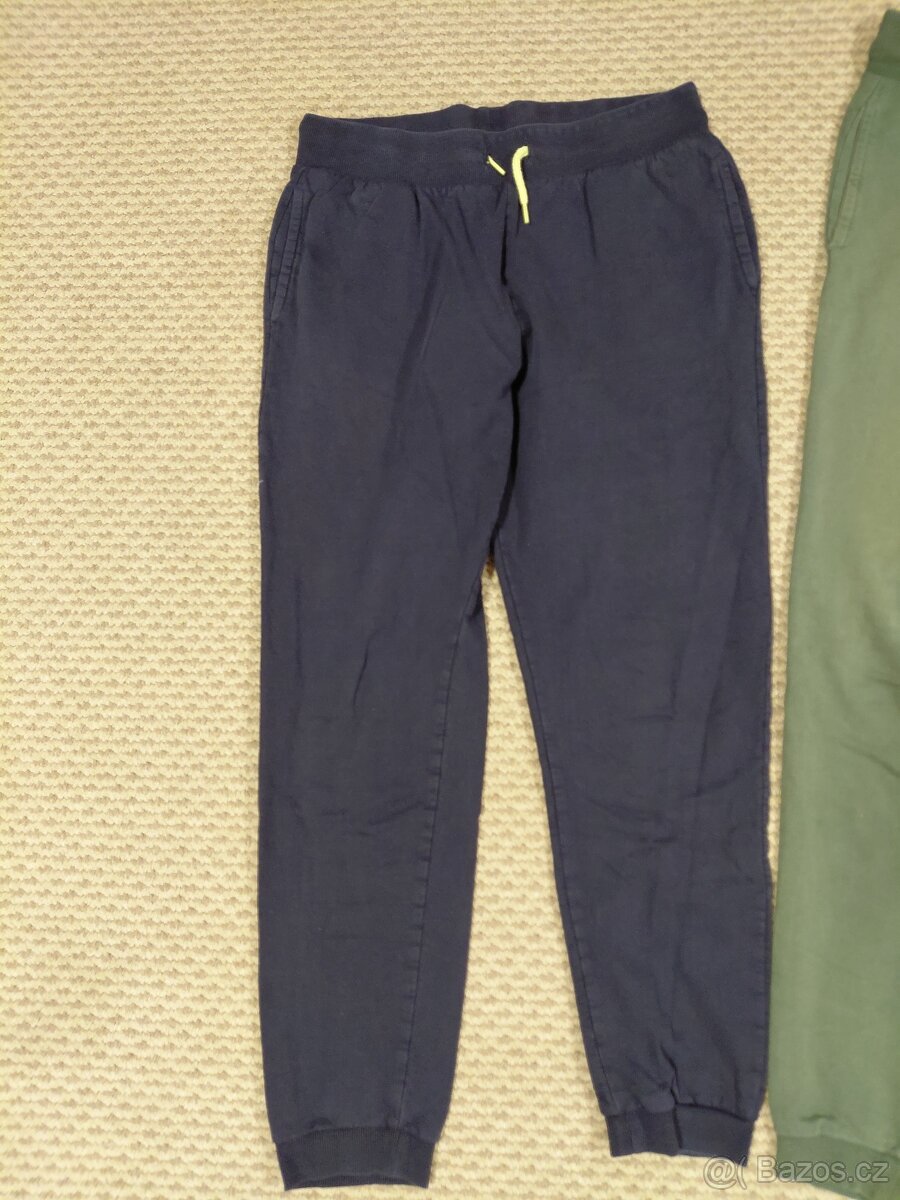 Chlapecké tepláky - 2