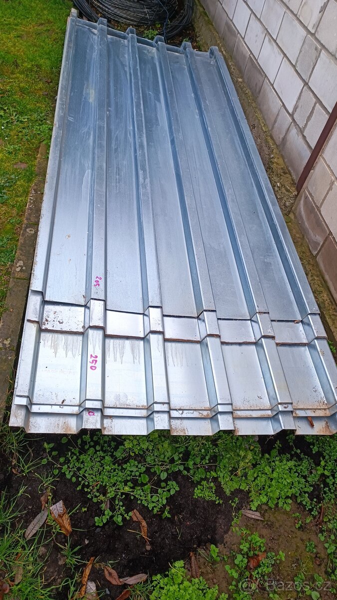 Trapézový střešní plech - 2