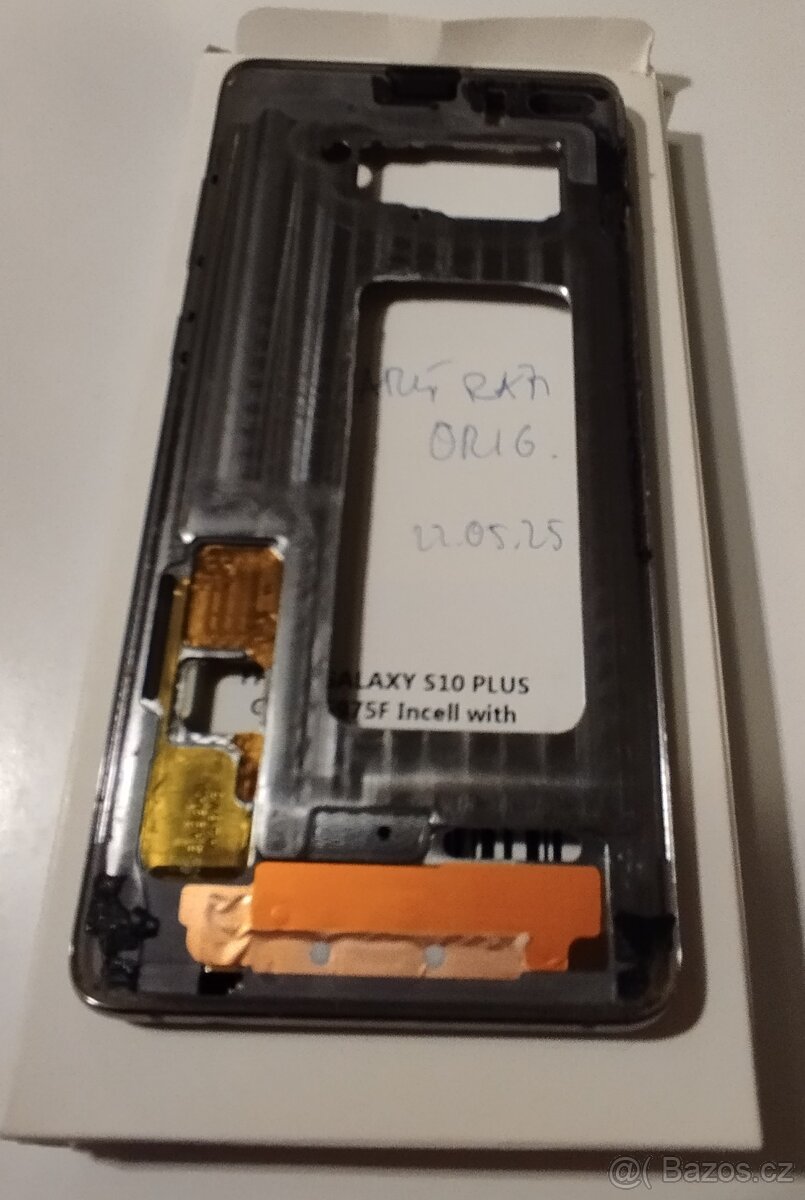 Prodám pro Samsung Galaxy S10+ - středový rám - 2