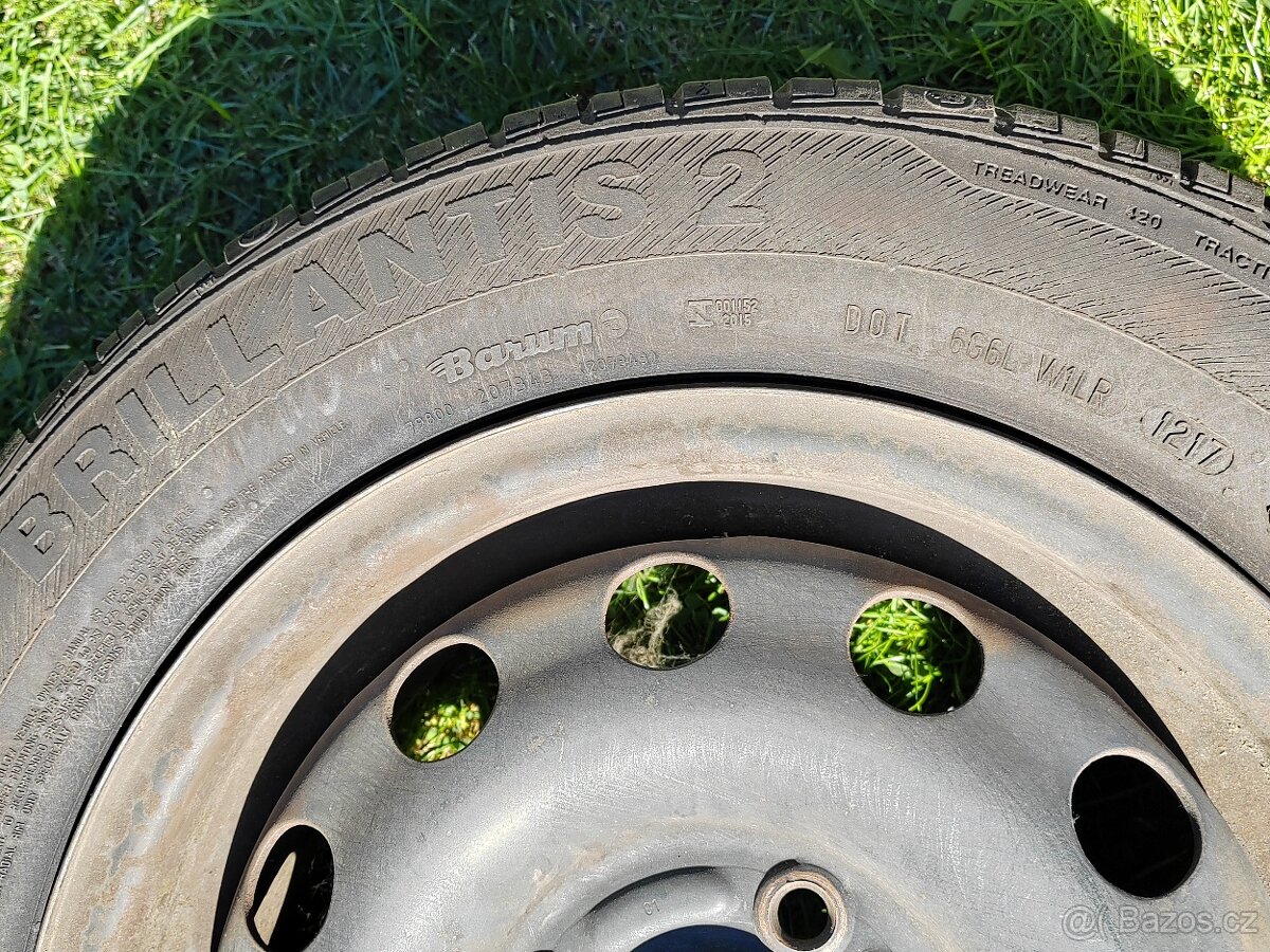 Prodám sadu letní pneu BARUM 185/65 R14 vč. plechových disků - 2