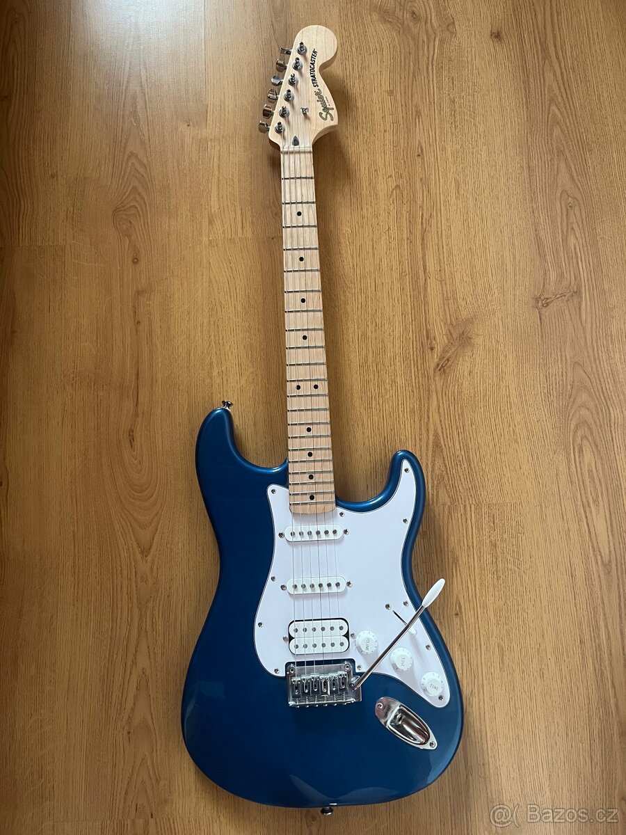 kytarový komplet Fender Squier Stratocaster HSS Pack - 2