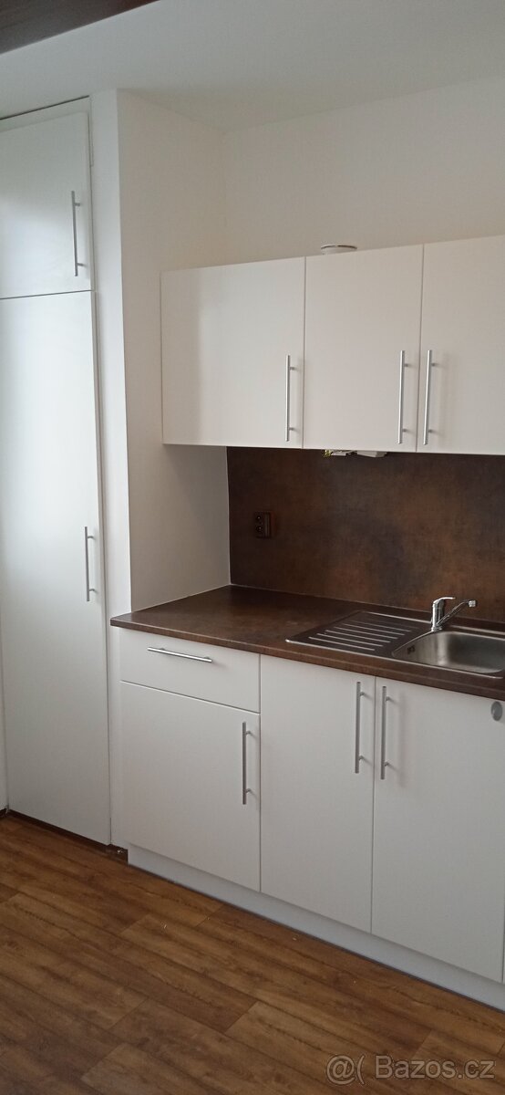 Pronájem 2+1 Ostrava Dubina - 2