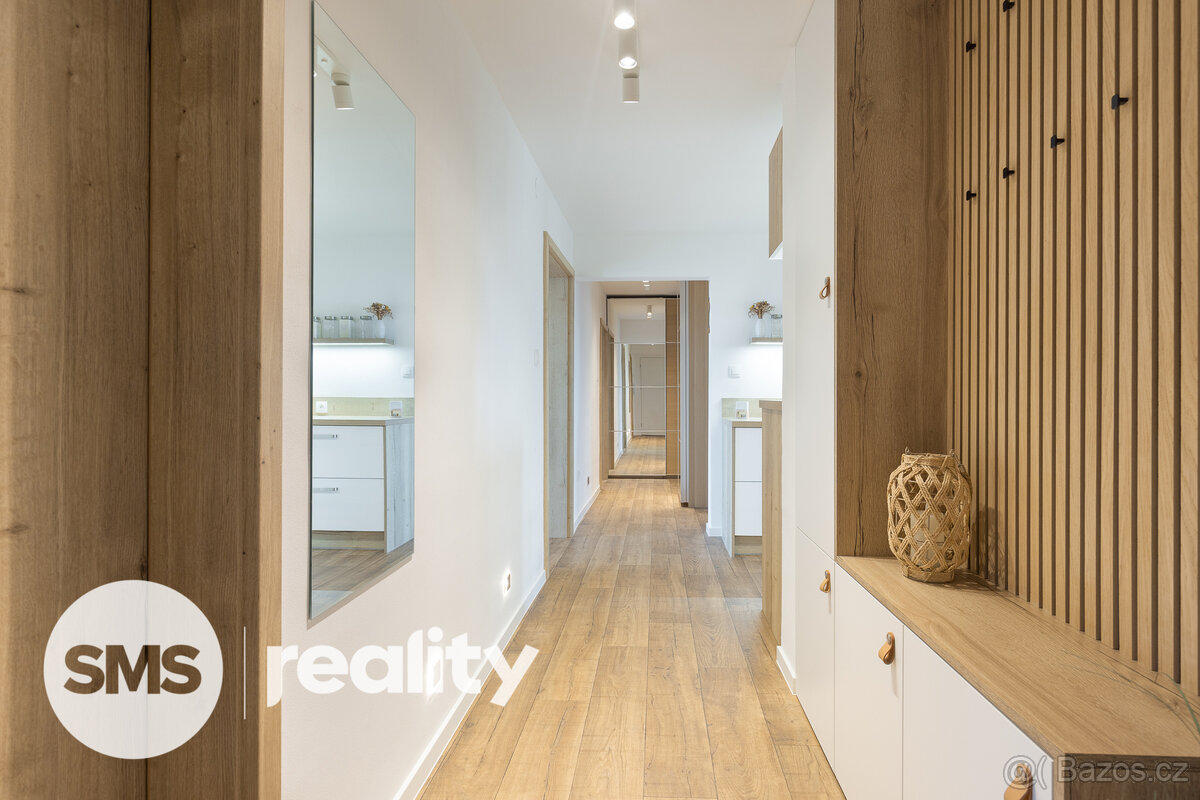 Výjimečný byt 4+1 se zahradou - 2