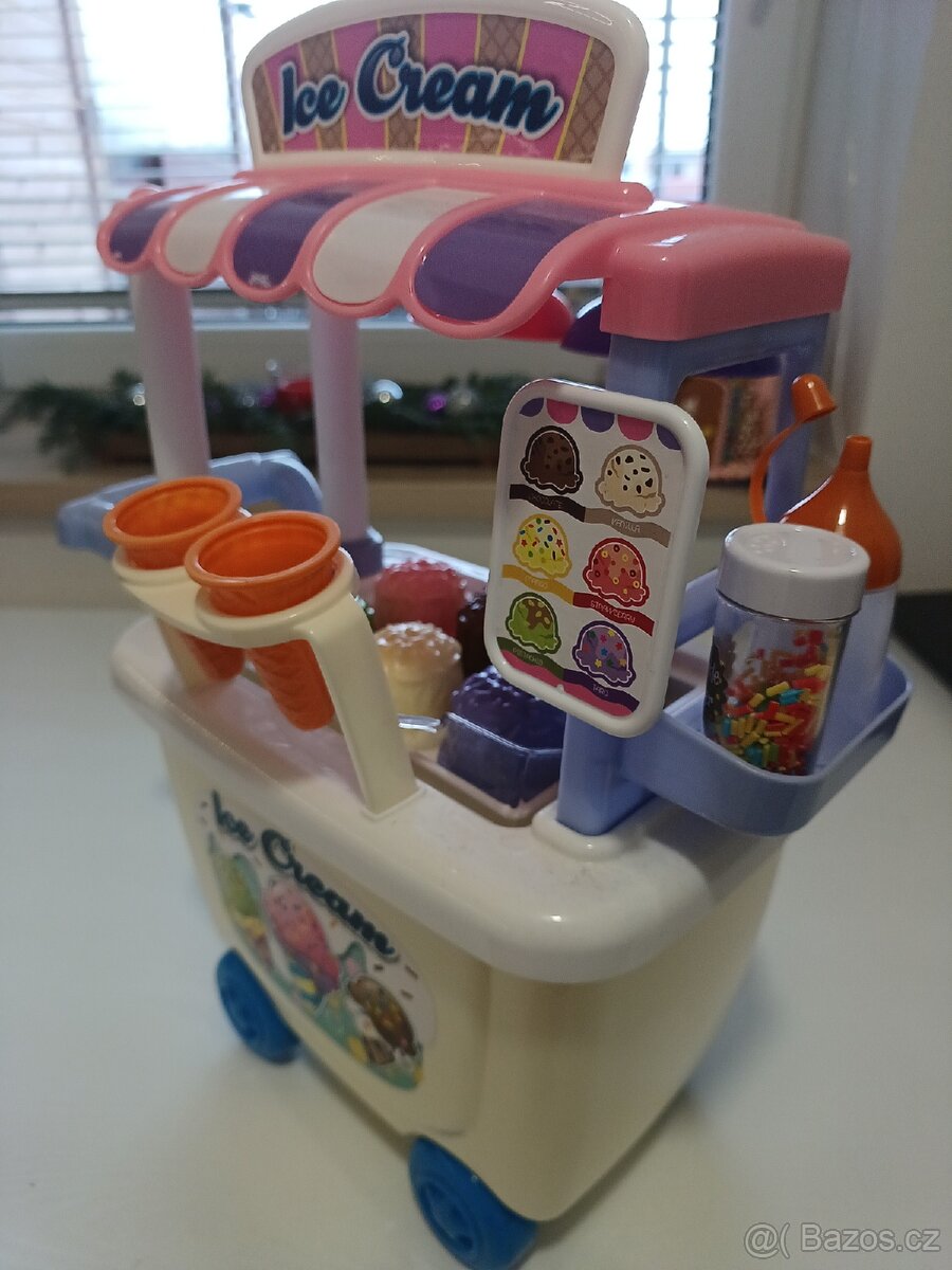 Dětský zmrzlinářský vozík s doplňky - 2