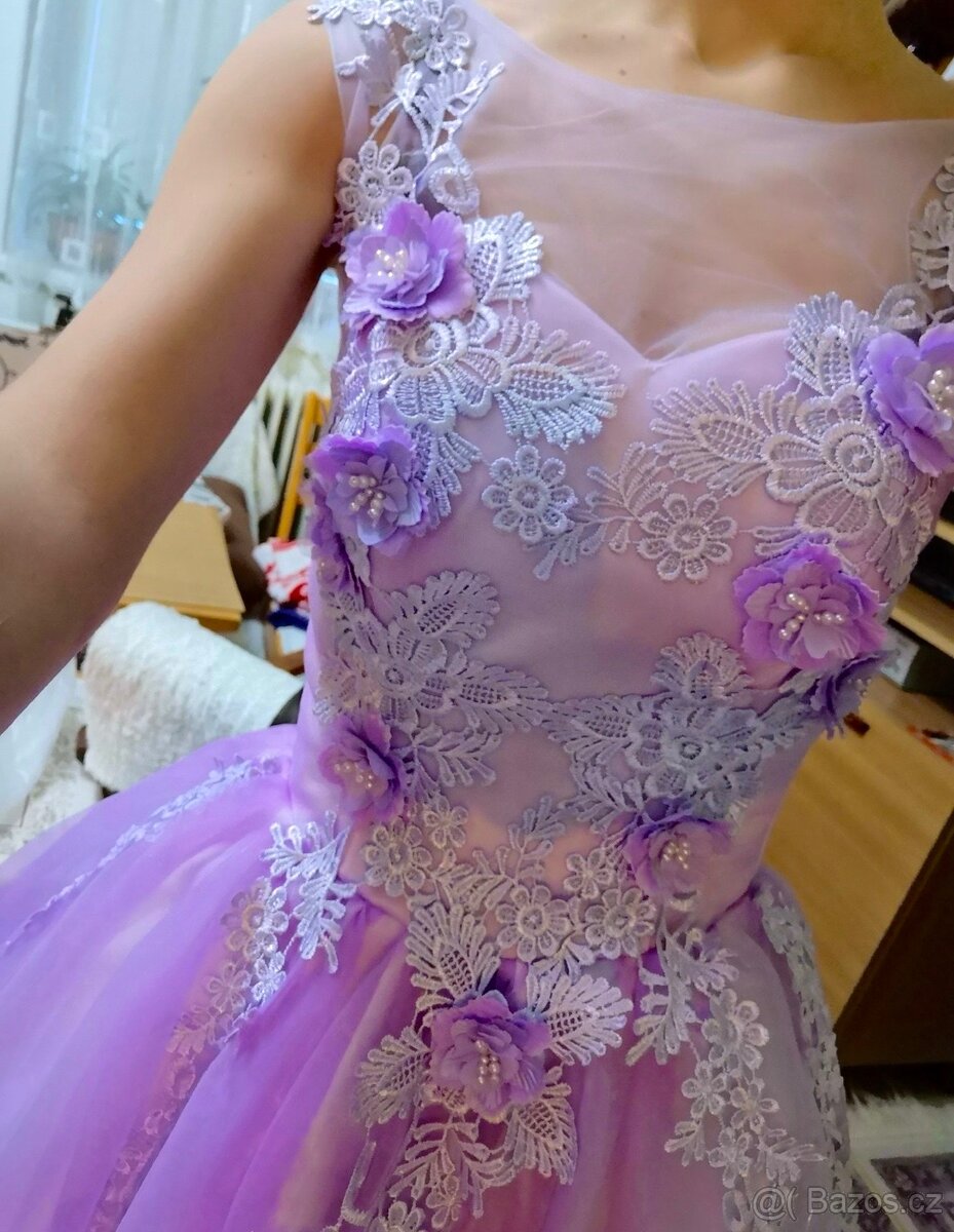 Maturitní/plesové šaty světle fialové - 2